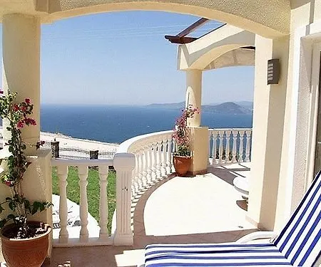 Flamingo Country Club 호텔