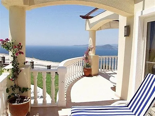 Flamingo Country Club Hotel