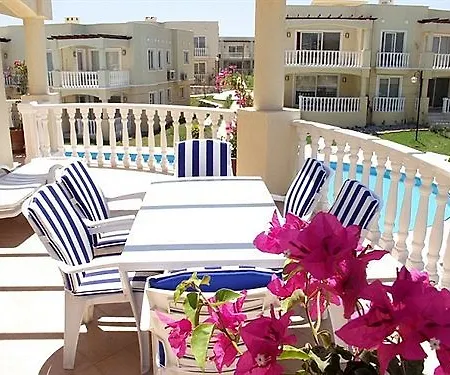 Flamingo Country Club Apartment *