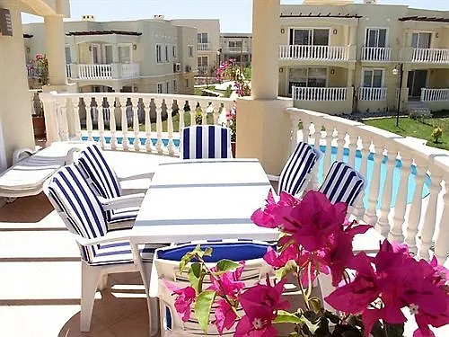 Flamingo Country Club Hotel *